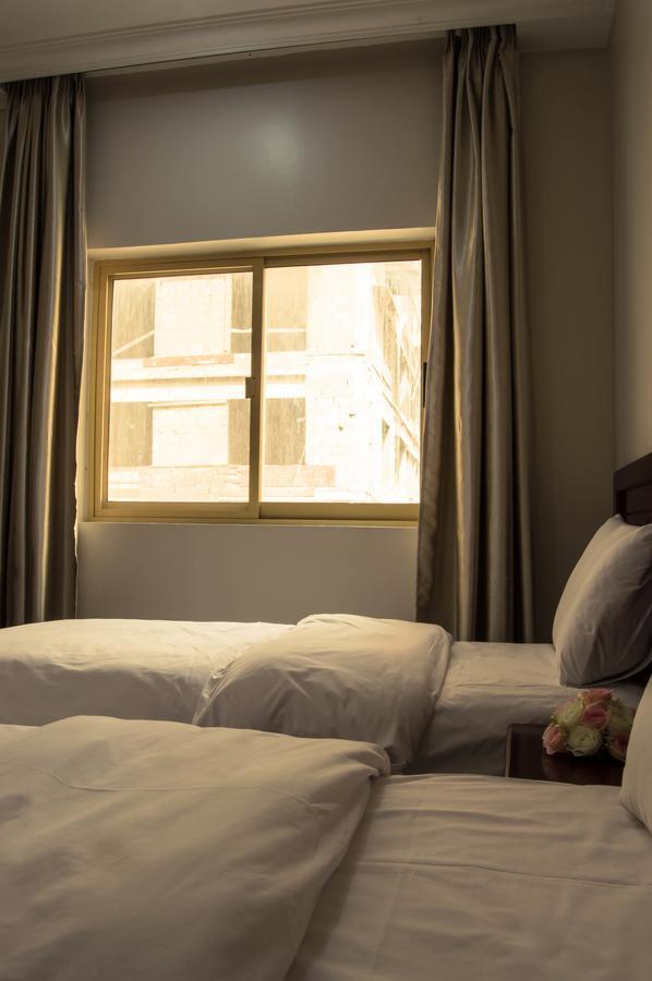 Wardah Hotel Apartments Sardzsa Kültér fotó